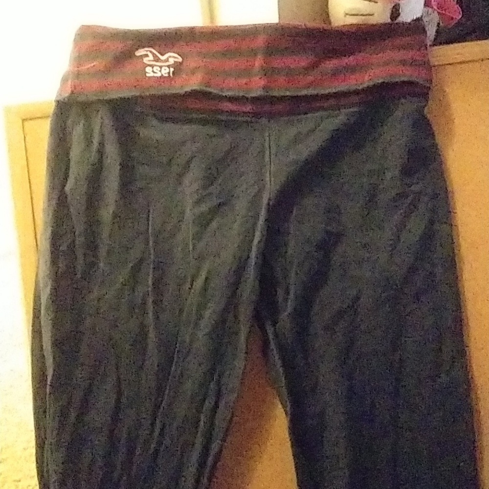 Hollister Capri Pants